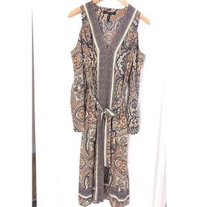 ❌SOLD❌ BCBG Maxazria Cold Shoulder Dress